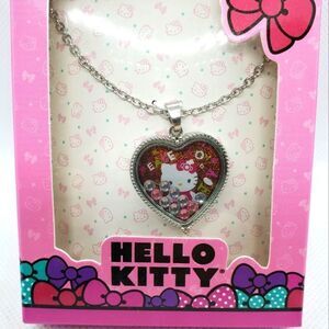 NWT Hello Kitty Heart Shaker Necklace